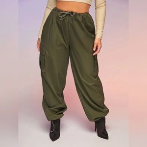 SHEIN SXY Flap Pocket Drawstring Waist Parachute Cargo Pants